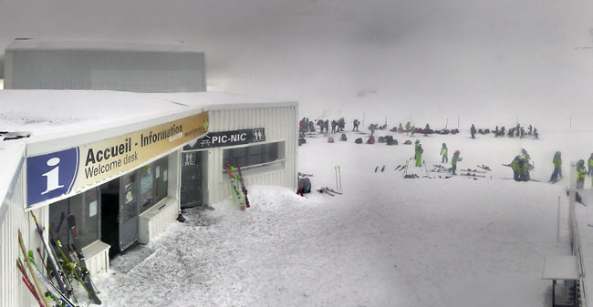 Французские горнолыжные курорты закрываются после объявления карантина 3