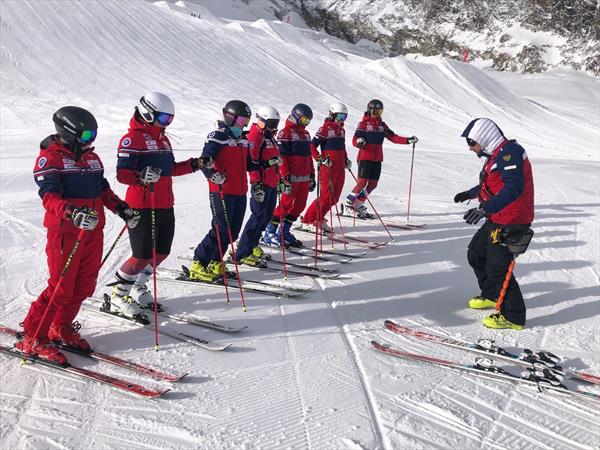 В Саас Фе российские горнолыжники продолжают подготовку к открытию сезона в Зельдене 2