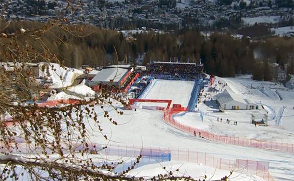 Гонки горнолыжников в Италии будут проходить без зрителей 2