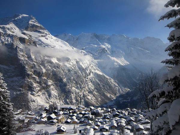 Глава МВД Швейцарии призвал иностранных гостей не посещать горнолыжные курорты страны из-за пандемии 2