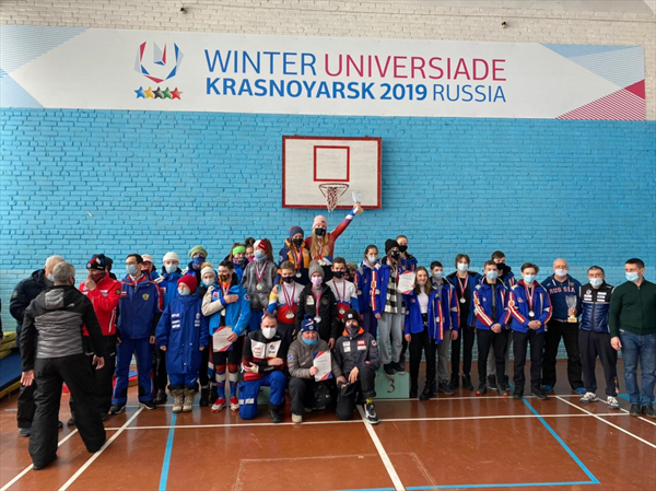 Горнолыжники Москвы выиграли командные гонки на юношеском первенстве России в Красноярске 2