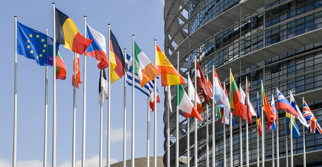 Евросоюз утвердил введение ковидных паспортов 1