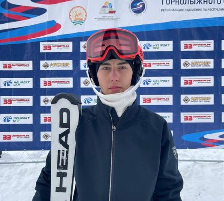 Роман Нарчуганов — победитель детско-юношеских соревнований в слаломе в Белорецке 1