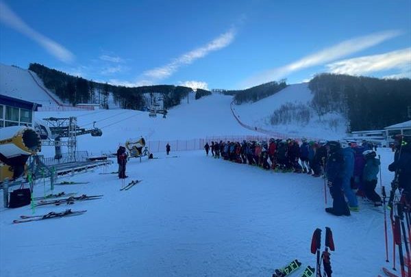 78 горнолыжников принимают участие в чемпионате и первенстве Сахалинской области 1