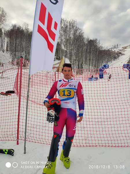 Константин Рябица — победитель 11-го этапа Кубка России в гиганте в Красноярске 2