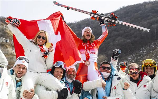 Сборная Швейцарии по горнолыжному спорту досрочно выиграла медальный зачет Олимпиады-2022 1