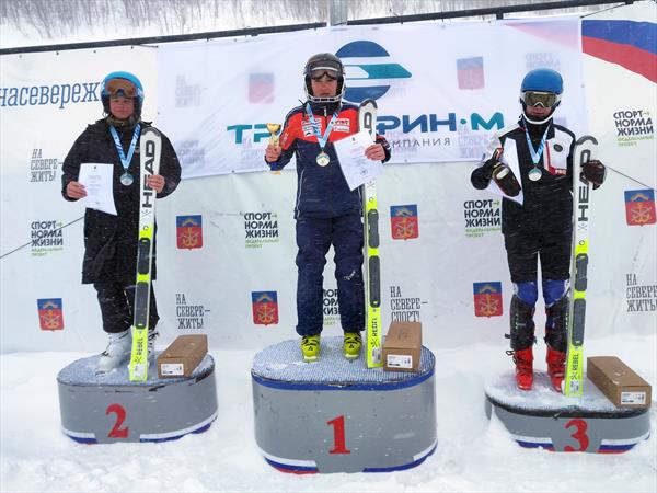 Зарубин Арсений выиграл второй старт на всероссийских соревнованиях в Кировске 2