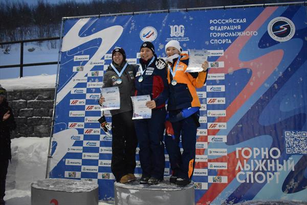 Юлия Плешкова и Иван Кузнецов – победители первого слалома-гиганта в Кубке России 1